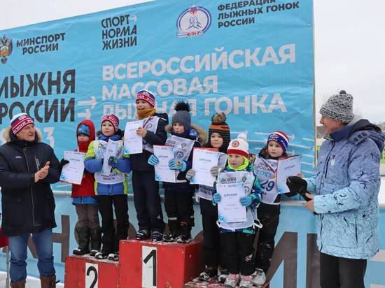 В Смоленской области наградили самых маленьких лыжников