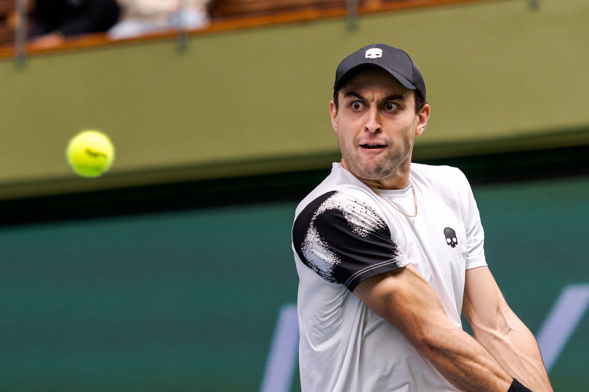 Григор Димитров разгромил Карацева в Роттердаме