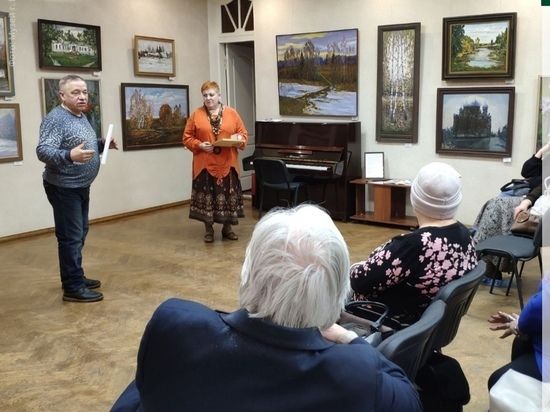 Выставку картин мичуринского художника можно увидеть в Котовске