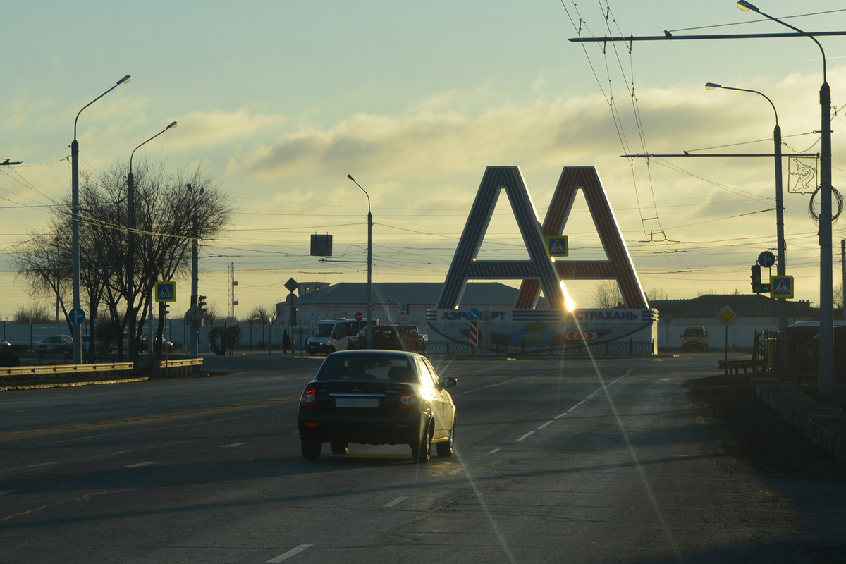 «С самолета в автобус»: из астраханского аэропорта будут курсировать  автобусы - МК Астрахань