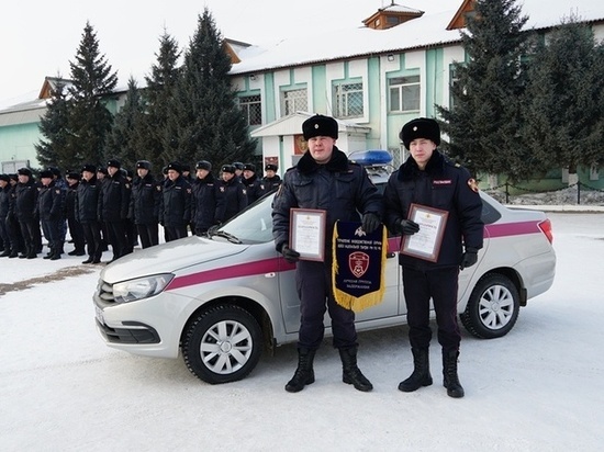 Лучшим группам задержания в Улан-Удэ вручили новые автомобили