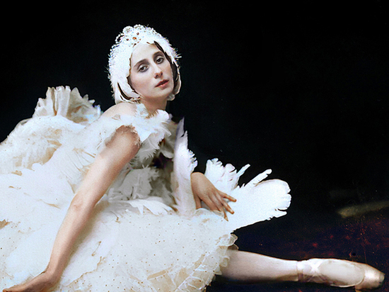 «Анна Павлова - лебедь русского балета» на Большой сцене оперного театра имени Абая