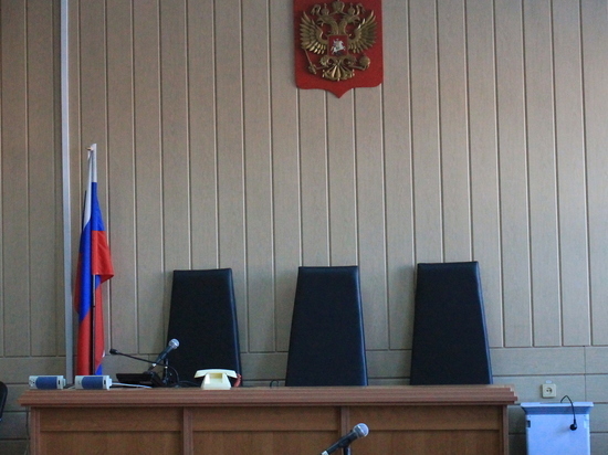 В Новосибирске арестовали обвиняемого в поджоге автомобилей на 200 млн рублей на Дачном шоссе