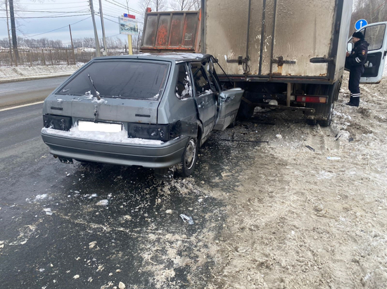 Два человека пострадали в ДТП с «Газелью» на трассе М-5 под Рязанью