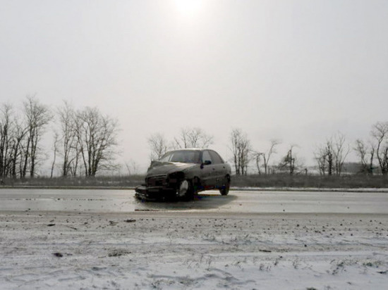 В Волгоградской области дальнобойщик из Ростова устроил аварию с пострадавшей