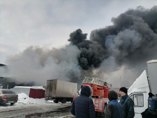 После крупного пожара в Казани не выявили превышения вредных веществ в воздухе
