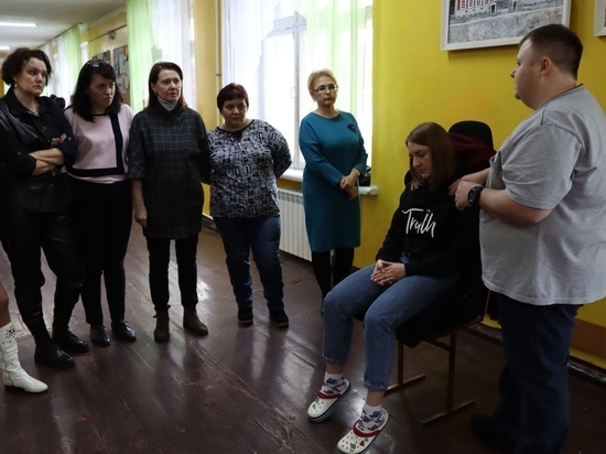 В Курске в школе №1 провели тренинг по оказанию помощи пострадавшим в ЧС