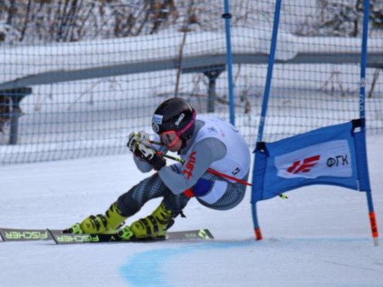 Спортсмен с Сахалина завоевал бронзу этапа Кубка России по горным лыжам
