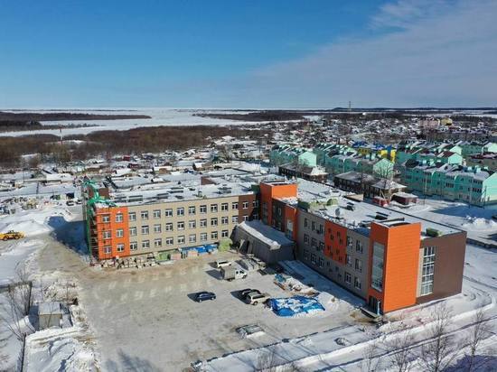 Новую школу на 300 мест в Ногликах откроют 1 сентября