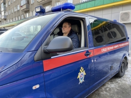 В Новоалтайске мужчина домогался до девочки на автобусной остановке