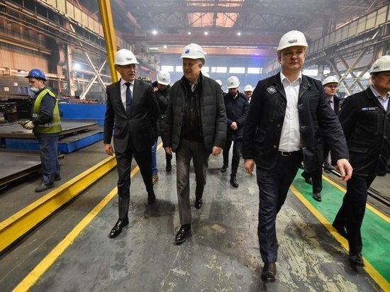 Дрозденко рассказал о нововведениях на вагоностроительном заводе в Тихвине
