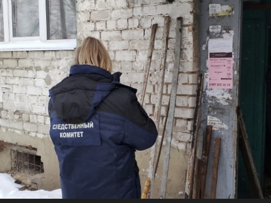 В Ртищево обрушилась лестница в многоэтажке
