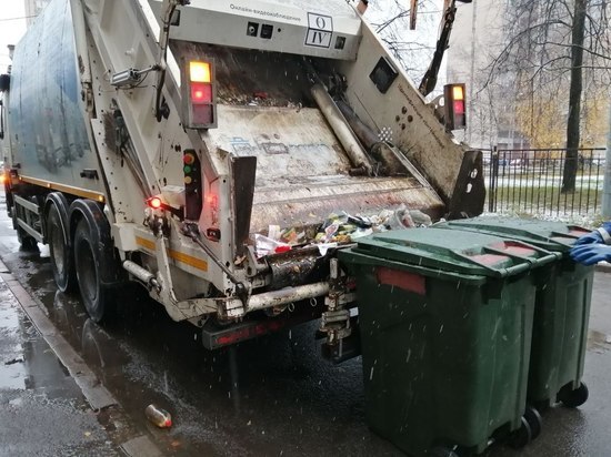 В Петербурге первое ТСЖ добилось оплаты вывоза мусора по факту