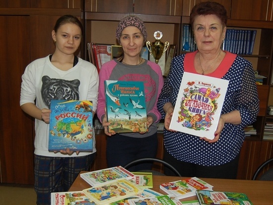 Жители Серпухова приняли активное участие в акции «Дарите книги с любовью»
