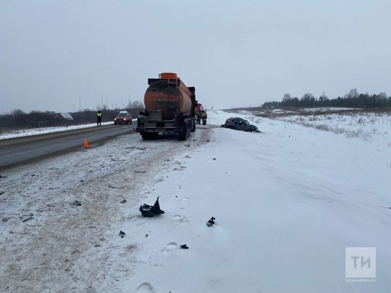 Женщина-водитель и подросток погибли в ДТП в Татарстане