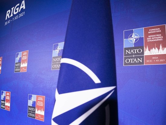 В НАТО захотели сблизиться еще с четырьмя странами из-за России и Китая