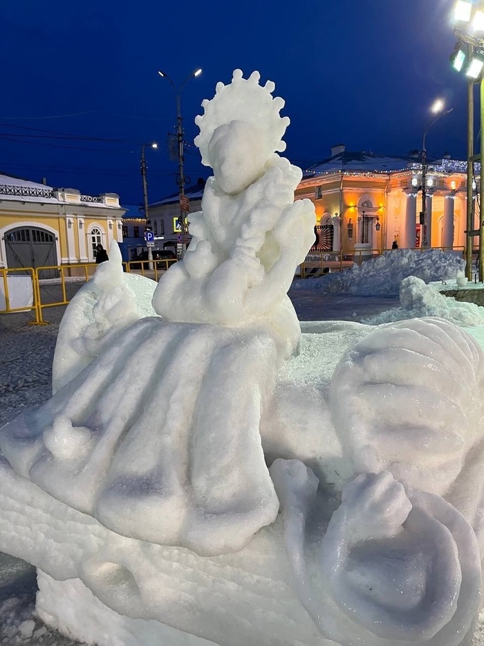 Снежная красота: в Костроме прошел фестиваль снежно-ледовых скульптур