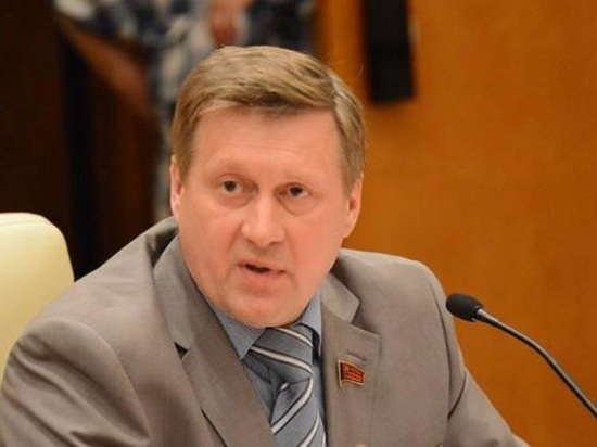 Мэр Новосибирска Локоть ответил заявившей о живущих «в дерьме» россиянах Брыльске