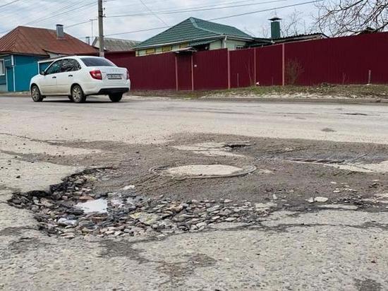 В Курске пообещали провести ямочный ремонт улиц Суворовская, Большевиков и Запольная
