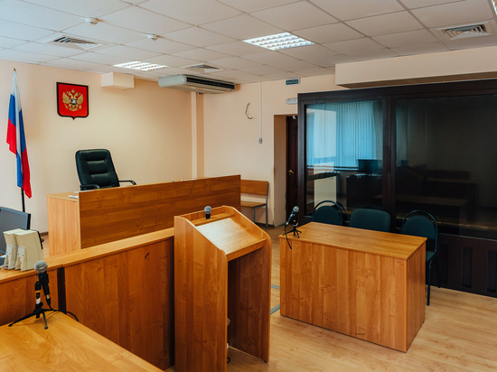 Молодую женщину осудили за серьезное ранение знакомого ножом в Тверской области