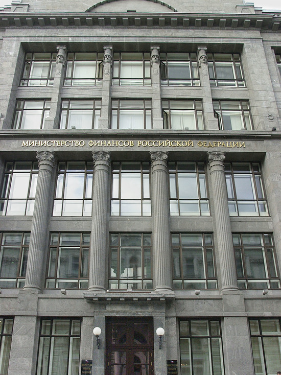 Минфин: Россия начнет исполнять обязательства по валютным госгарантиям в рублях