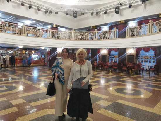 Музыкальный театр Кузбасса принял сотрудников художественного музея «Арт-Донбасс»