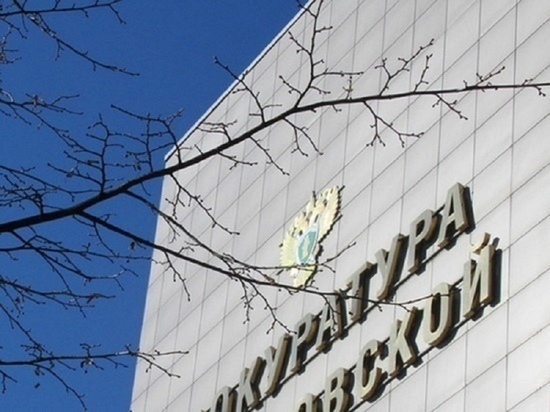 Сотрудницу управления соцполитики в Екатеринбурге уволили за проживание в квартире подопечного