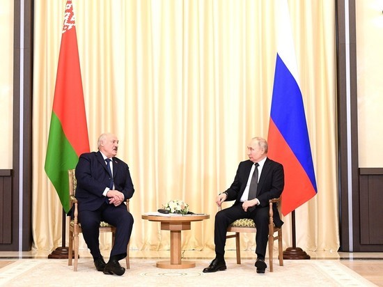 Лукашенко заявил Путину о готовности Белоруссии производить штурмовики МиГ-25