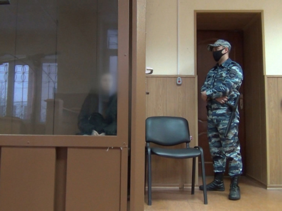 Пара из Петербурга получила срок за распространение наркотиков в Новгородской области