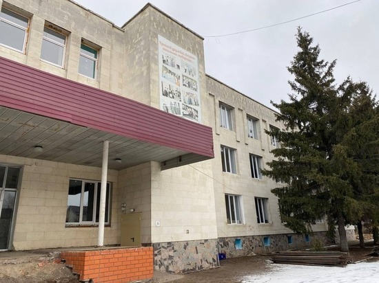 В белгородском селе Козинка почти завершен капремонт правого крыла школы