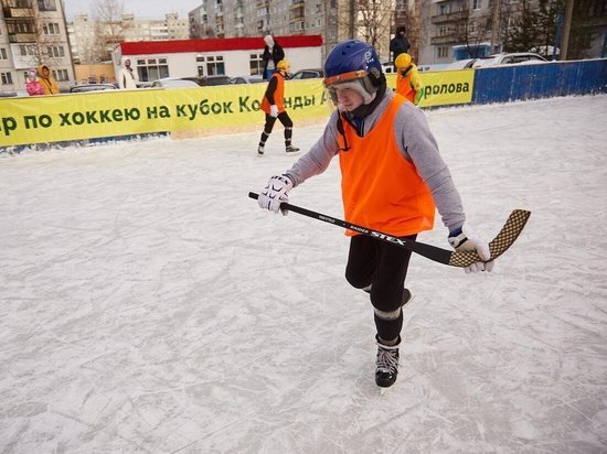 В столице Поморья организовали турнир по хоккею