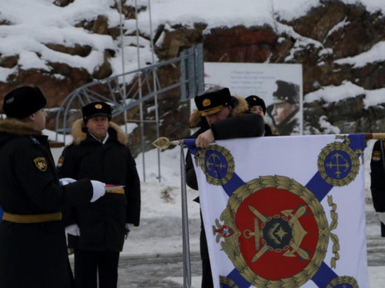 Заполярных военнослужащих наградили орденом Ушакова