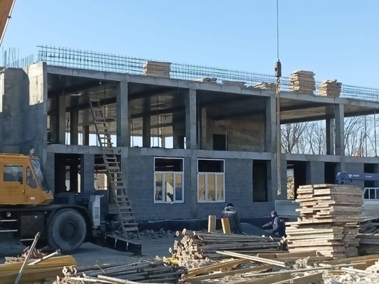 Новый двухэтажный детский сад строят в Артеме