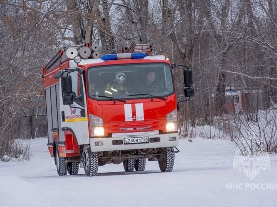 В Красноярском крае машина загорелась из-за электробатареи