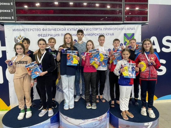 Пловцы Хабаровского края завевали 70 медалей на двух всероссийских турнирах