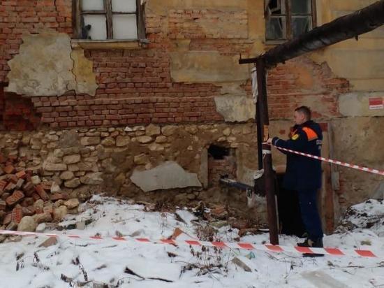 Полиция опровергла факт кражи имущества из разрушенного дома в Рязани