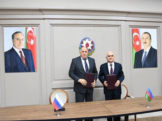 Премьер Дагестана подписал План сотрудничества с Азербайджаном