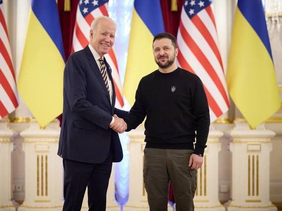 NYT: Байден посетил Киев, чтобы убедить союзников в продолжении поддержки Украины