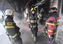 В подмосковной Лобне в результате пожара в двухэтажном магазине одежды погибли два человека