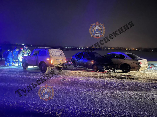 В ДТП под Новомосковском погиб один человек и четыре пострадало