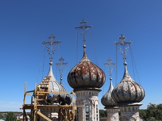 Крышу и купола отреставрируют у Сретенской церкви в Вологде