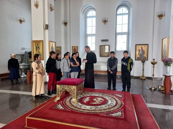 В Кызыльской епархии отметили День православной молодежи