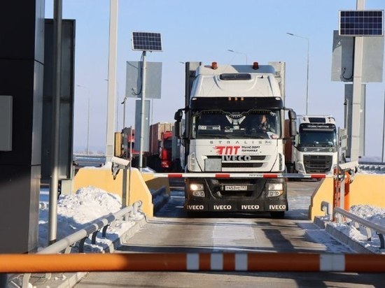 В Приамурье из Китая овощи завозят по международному мосту