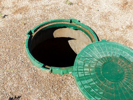 В Омске украли 43 крышки от канализационных люков за 2022 год
