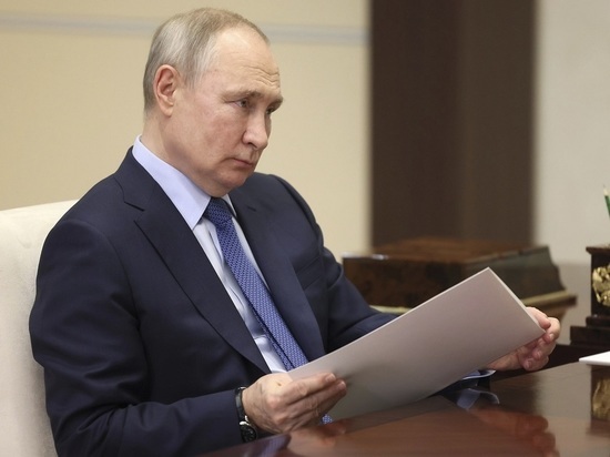 Путин заявил, что Запад ускоренно разворачивал у границ с Россией военные базы и биолаборатории