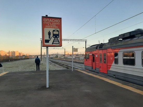 В Петербурге 68-летняя пенсионерка погибла под колесами электрички