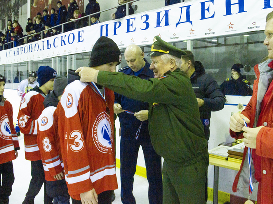 Хоккеисты зимней школы Ставрополя взяли медали краевых турниров