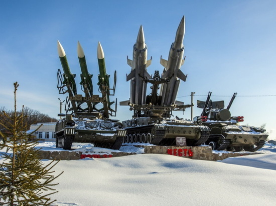 Президент Путин присвоил курской зенитной ракетной бригаде почётное наименование