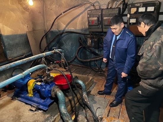 Прокуратура разбиралась в проблеме жителей, оставшихся без холодной воды
