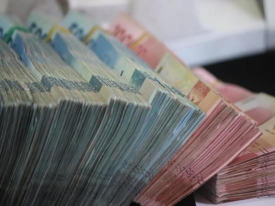  Сиделка из Канска украла полмиллиона рублей у старика и заменила их купюрами банка прикола